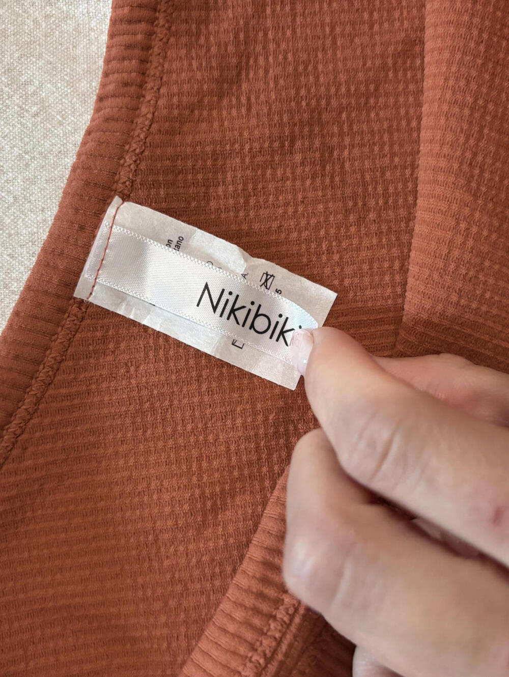 Nikibiki Rust Ribbed One Shoulder Tank - Picture 3 of 4